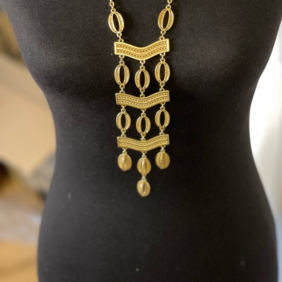 Stella and Dot Gold Long Necklace - Picture 3 of 5